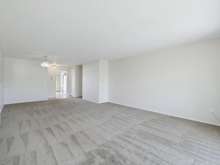 86-32691 Garibaldi Drive, Abbotsford, BC, V2T 5T7 - 8