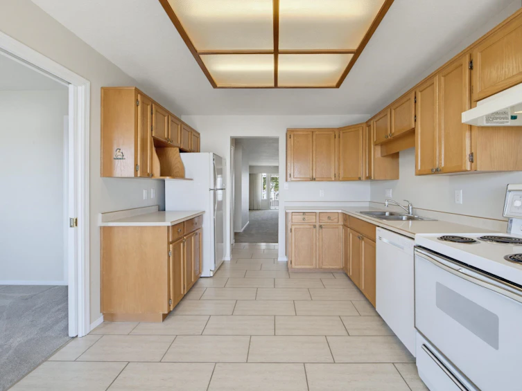 86-32691 Garibaldi Drive, Abbotsford, BC, V2T 5T7 - 13