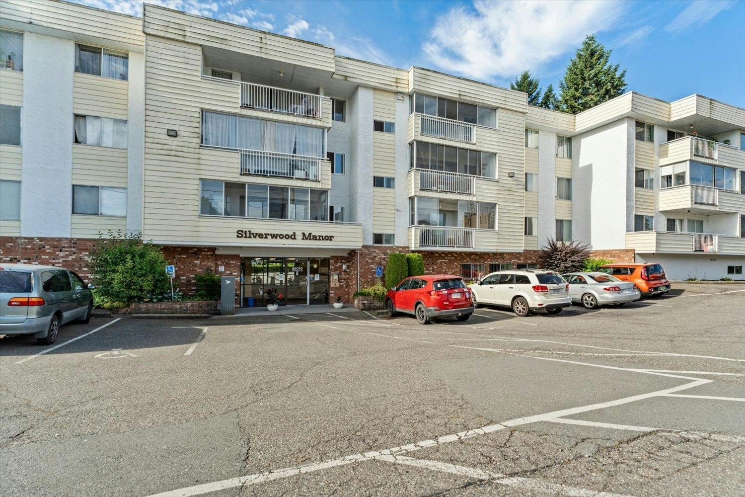 112-32070 Peardonville Road, Abbotsford, BC, V2T 6N9