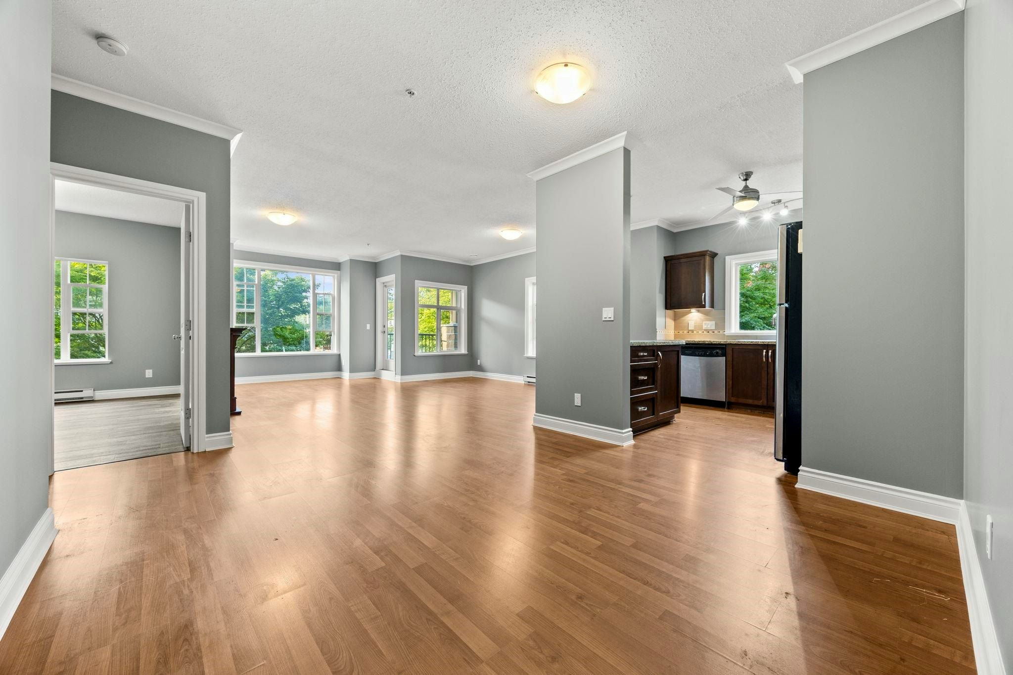 201-20286 53a Avenue, Langley, BC, V3A 0A8