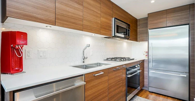 202-1061 Marine Drive, North Vancouver, BC, V7P 1S6 - 15