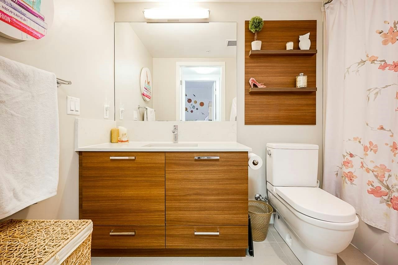 202-1061 Marine Drive, North Vancouver, BC, V7P 1S6 - 19
