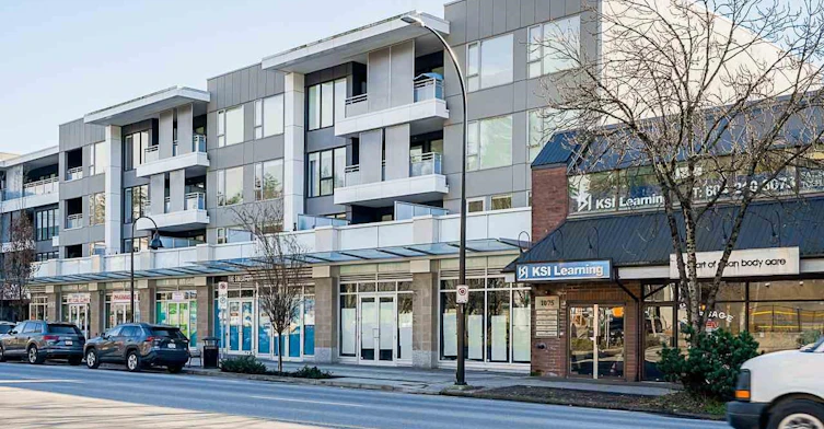 202-1061 Marine Drive, North Vancouver, BC, V7P 1S6 - 2