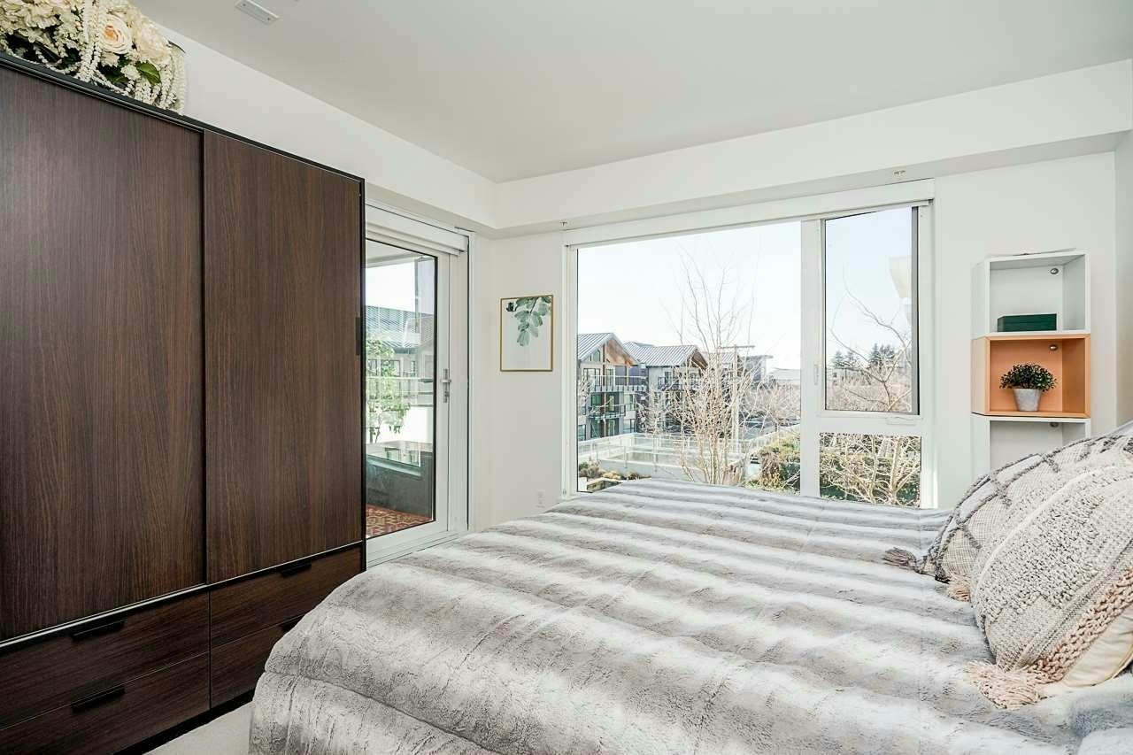 202-1061 Marine Drive, North Vancouver, BC, V7P 1S6 - 18