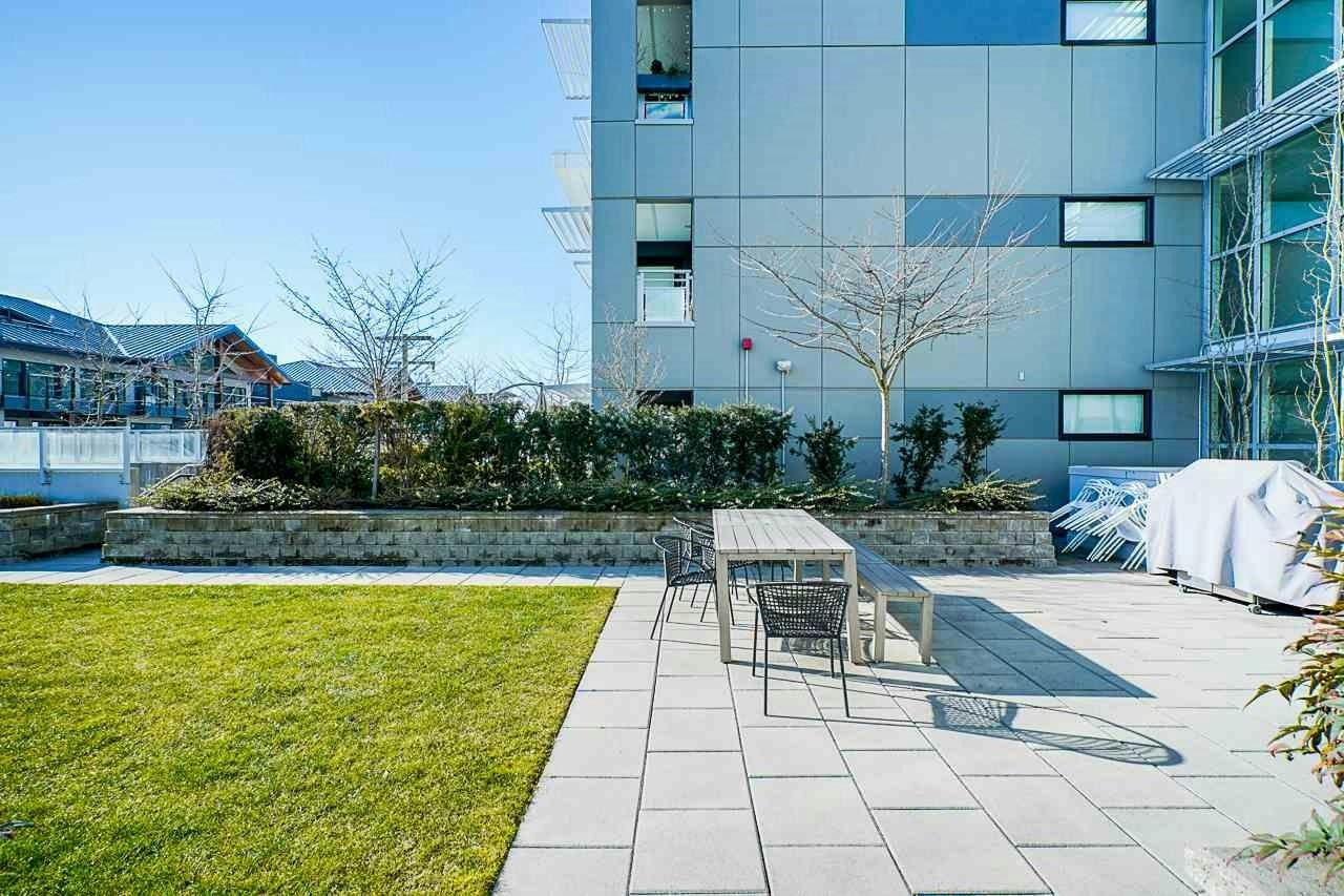 202-1061 Marine Drive, North Vancouver, BC, V7P 1S6 - 32