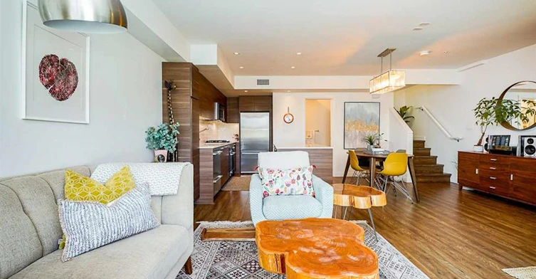 202-1061 Marine Drive, North Vancouver, BC, V7P 1S6 - 8