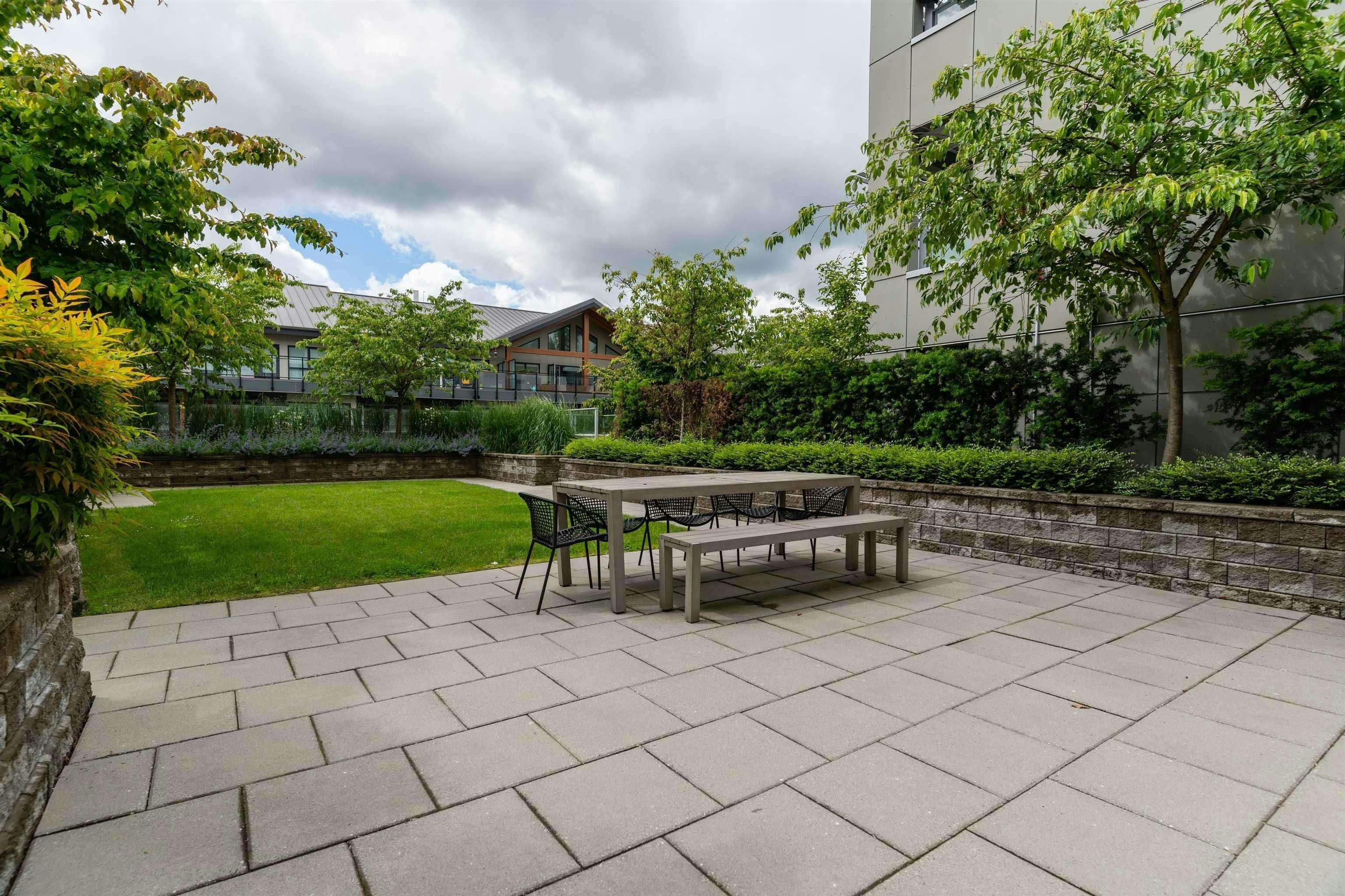202-1061 Marine Drive, North Vancouver, BC, V7P 1S6 - 36