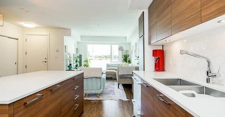 202-1061 Marine Drive, North Vancouver, BC, V7P 1S6 - 16