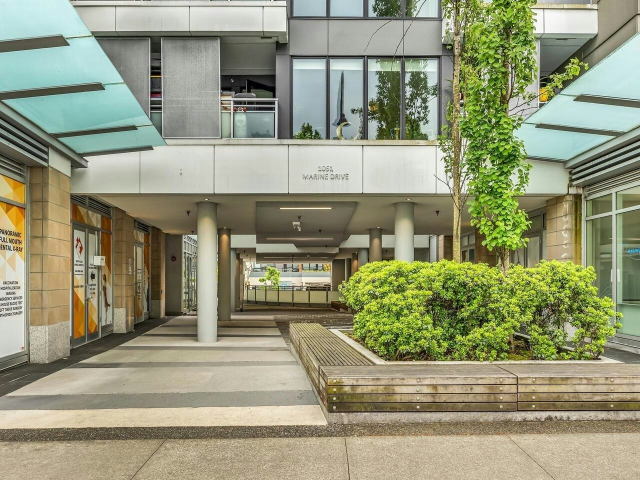 202-1061 Marine Drive, North Vancouver, BC, V7P 1S6 - 4