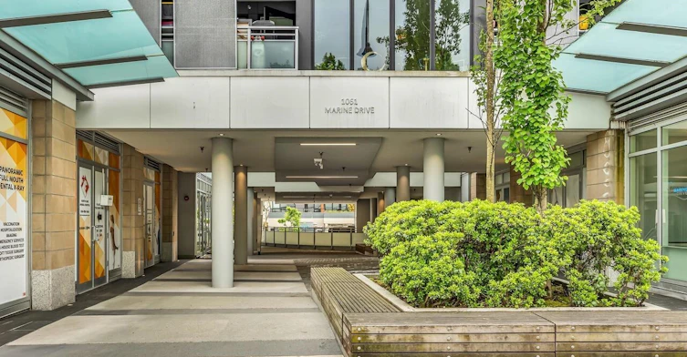 202-1061 Marine Drive, North Vancouver, BC, V7P 1S6 - 4
