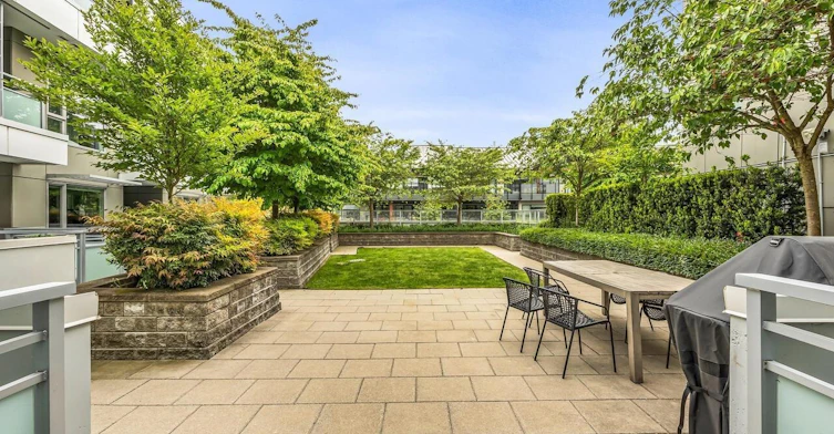 202-1061 Marine Drive, North Vancouver, BC, V7P 1S6 - 33