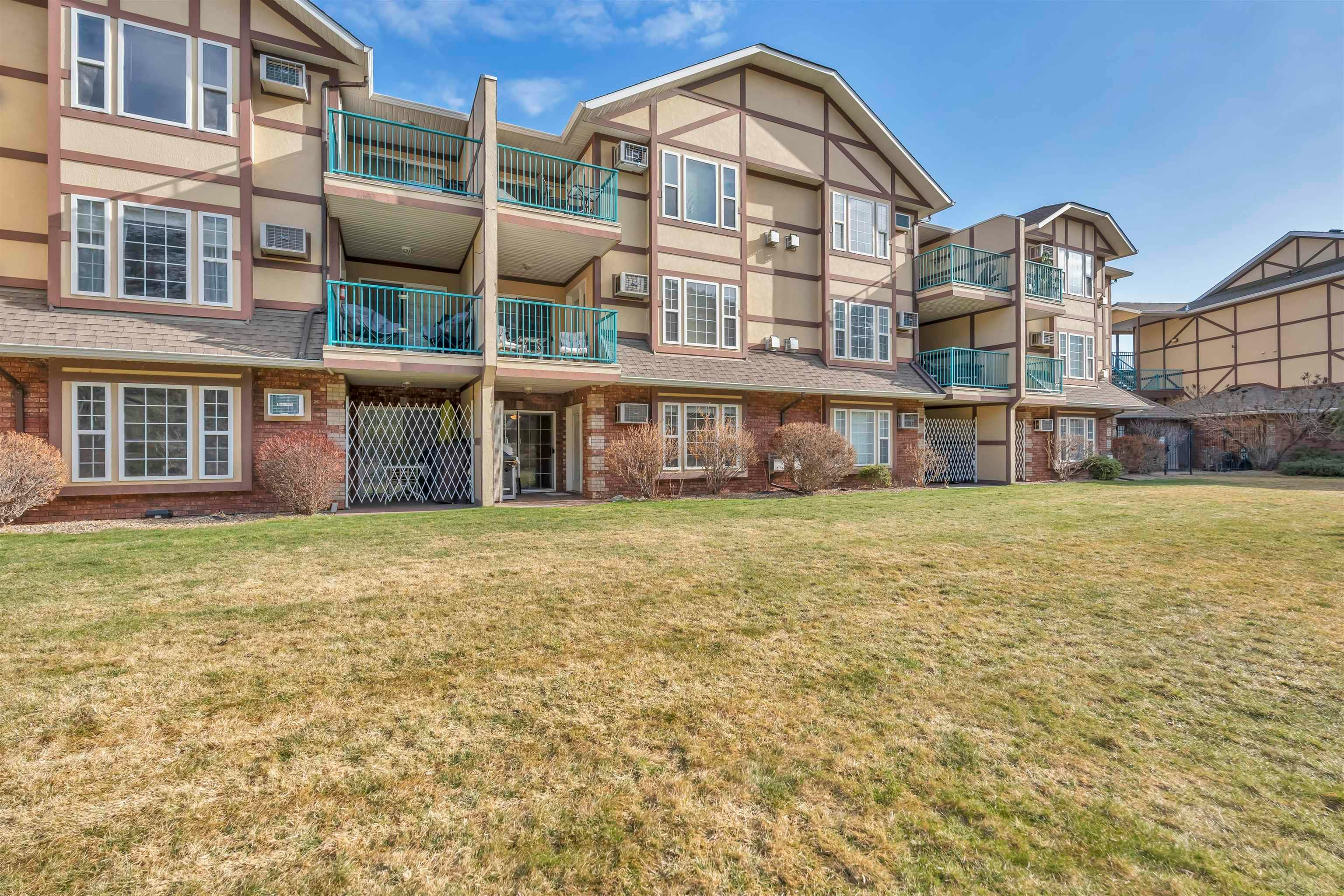 15-750 Railway Lane, Okanagan Falls, BC, V0H 1R4 - 2