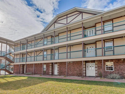 15-750 Railway Lane - 3