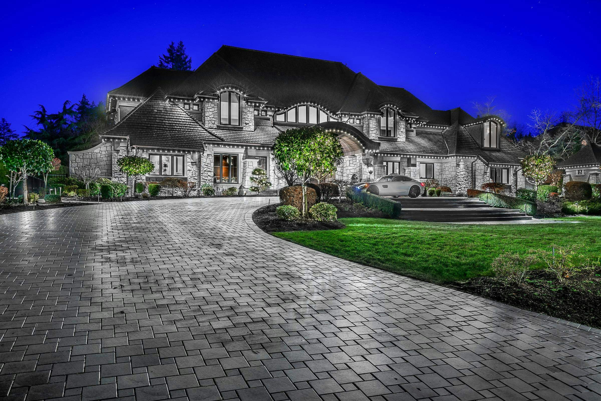 13283 56 Avenue, Surrey, BC, V3X 2Z5