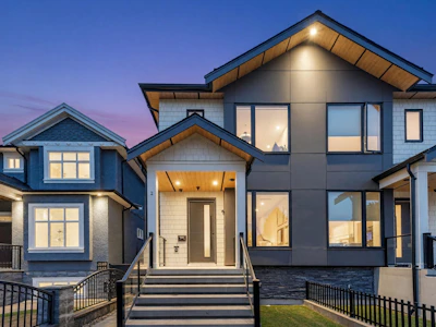 3155 E. 52nd Avenue - 4