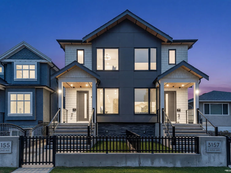 3155 E. 52nd Avenue, Vancouver, BC, V5S 1T7 - 3