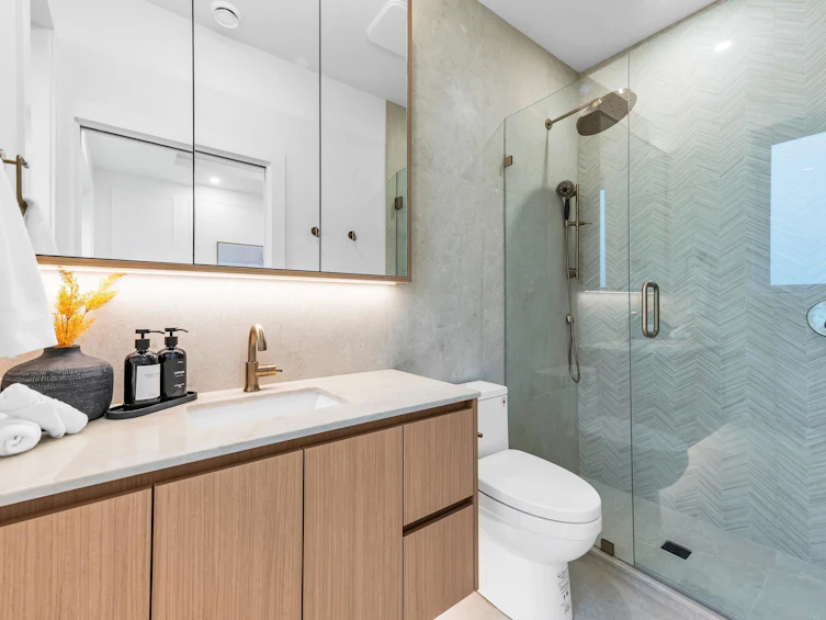 3155 E. 52nd Avenue, Vancouver, BC, V5S 1T7 - 25