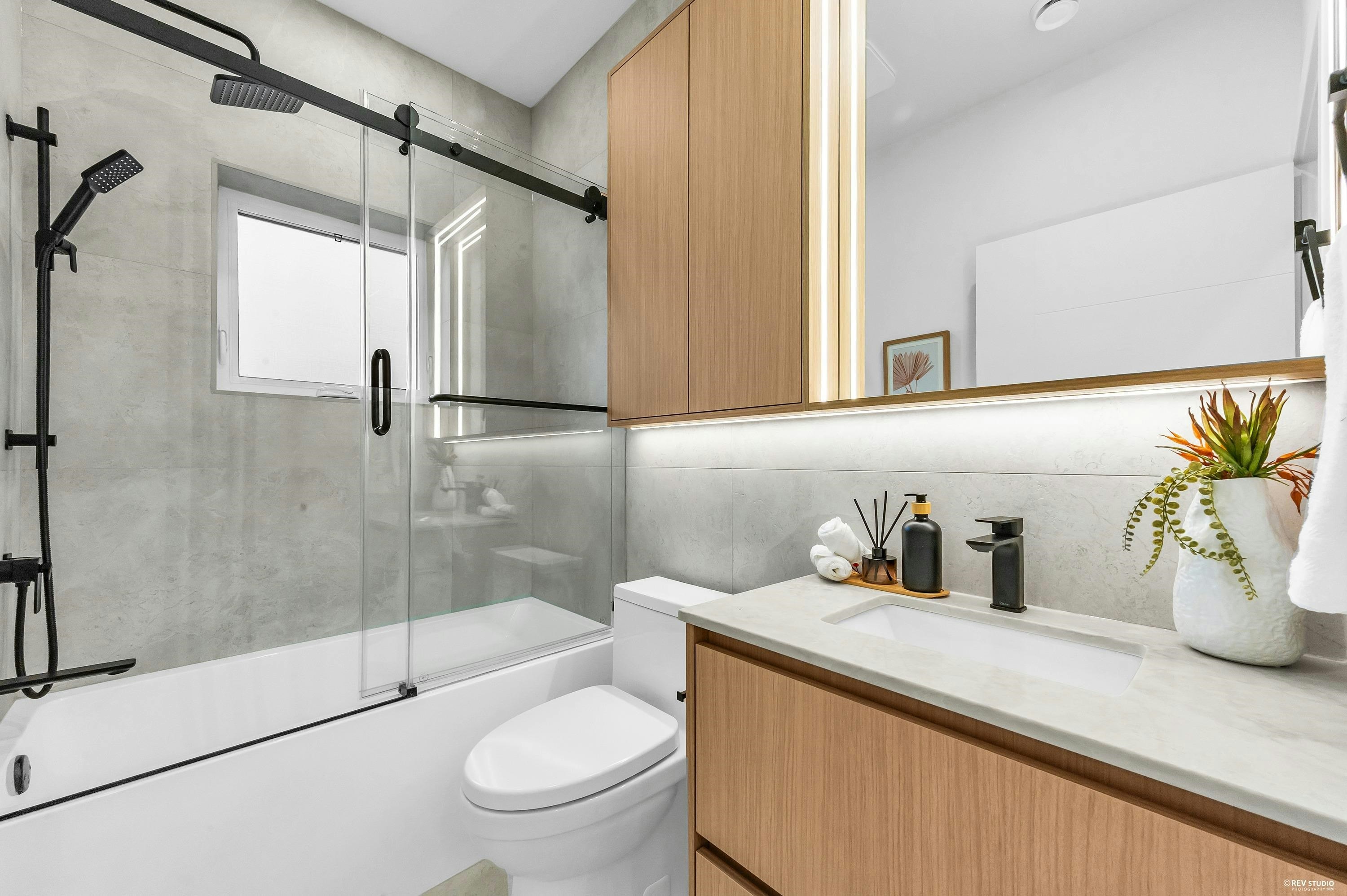 3155 E. 52nd Avenue, Vancouver, BC, V5S 1T7 - 24