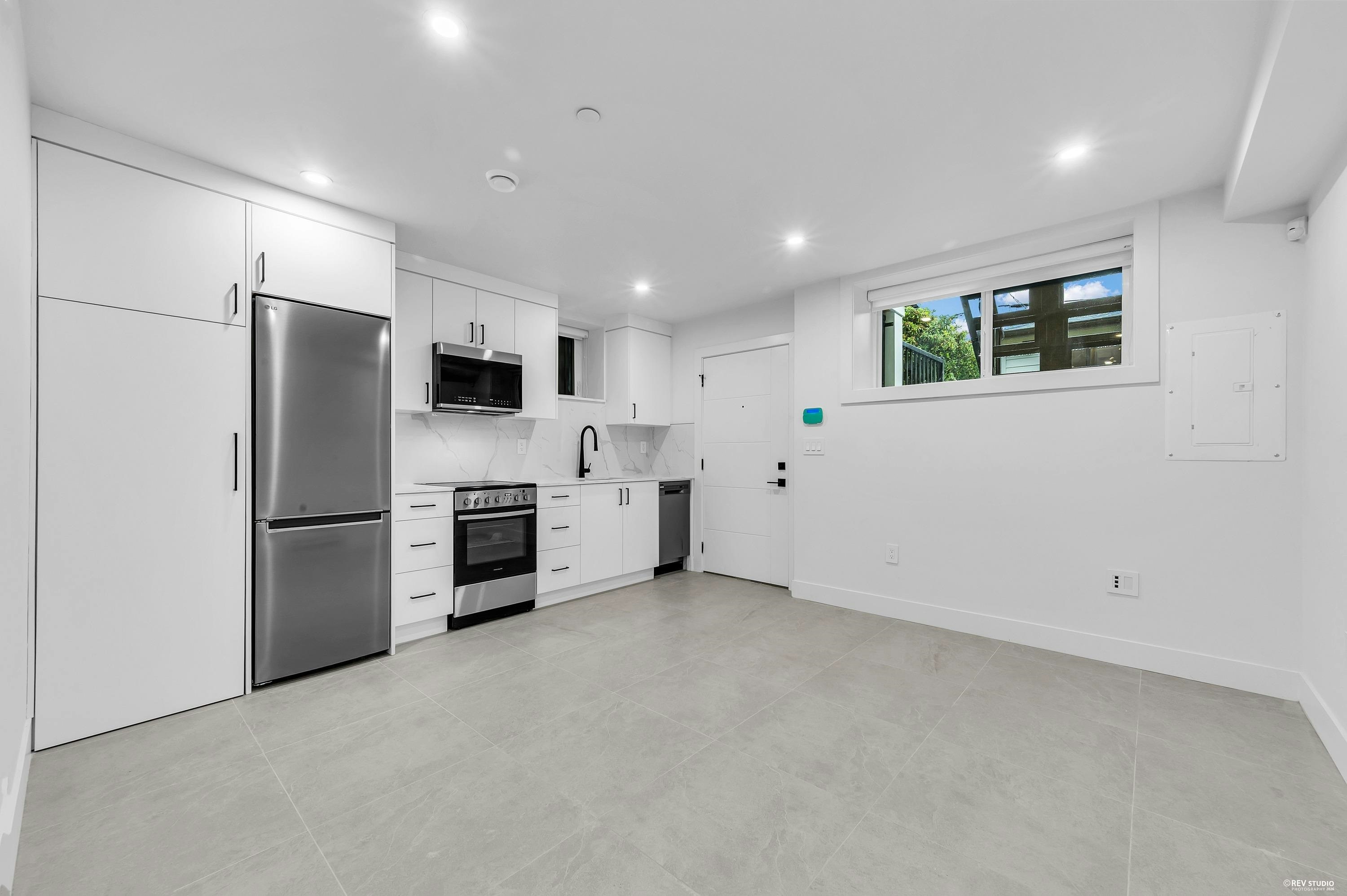 3155 E. 52nd Avenue, Vancouver, BC, V5S 1T7 - 28