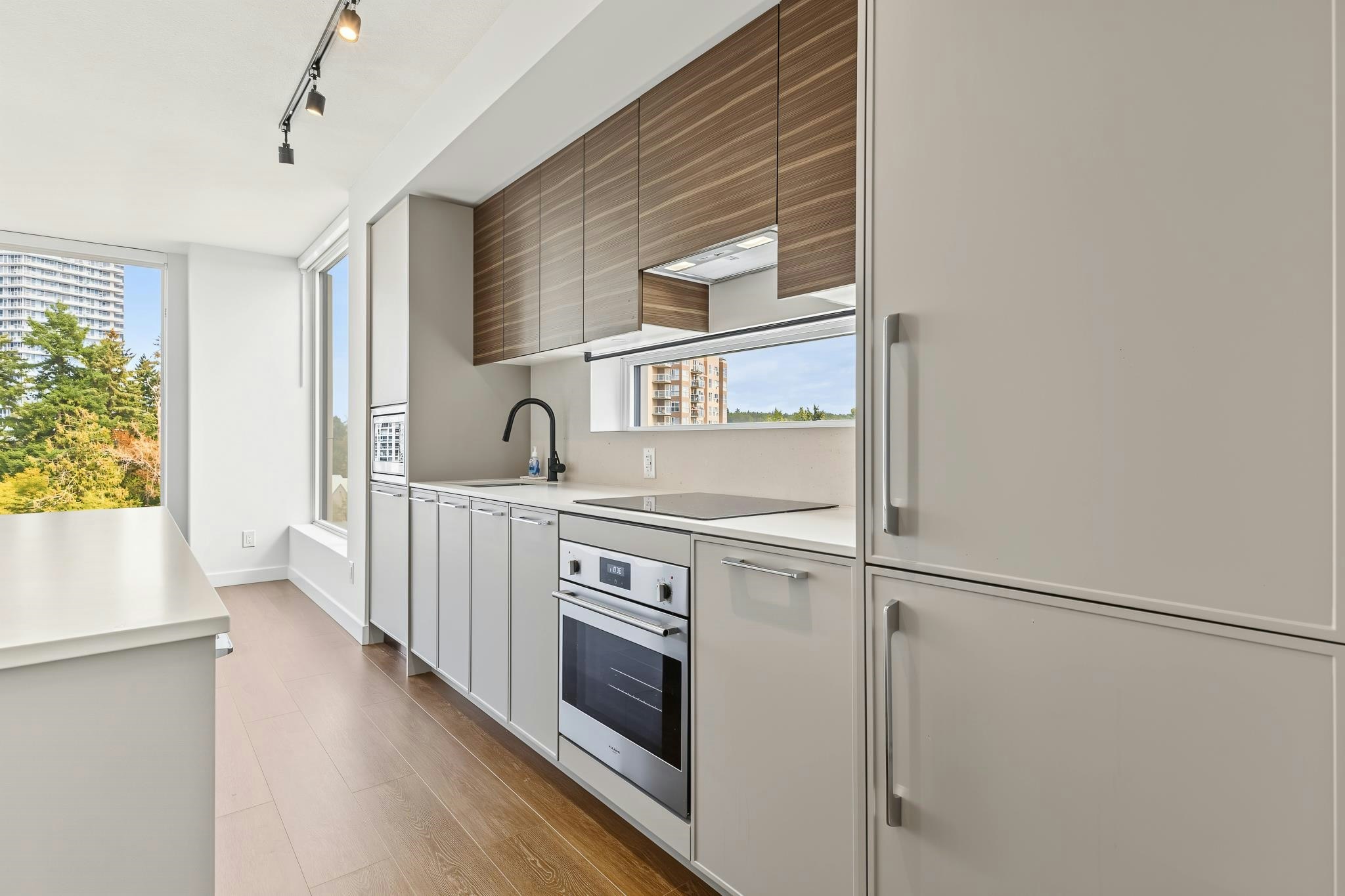 809-13725 George Junction, Surrey, BC, V3T 0V7 - 15