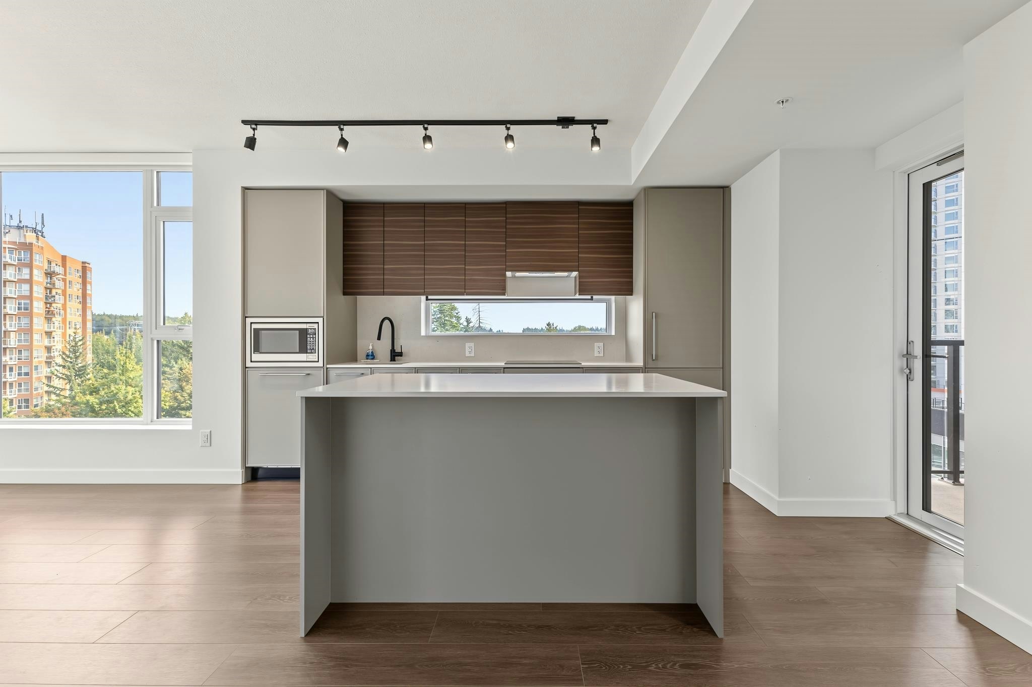809-13725 George Junction, Surrey, BC, V3T 0V7 - 17