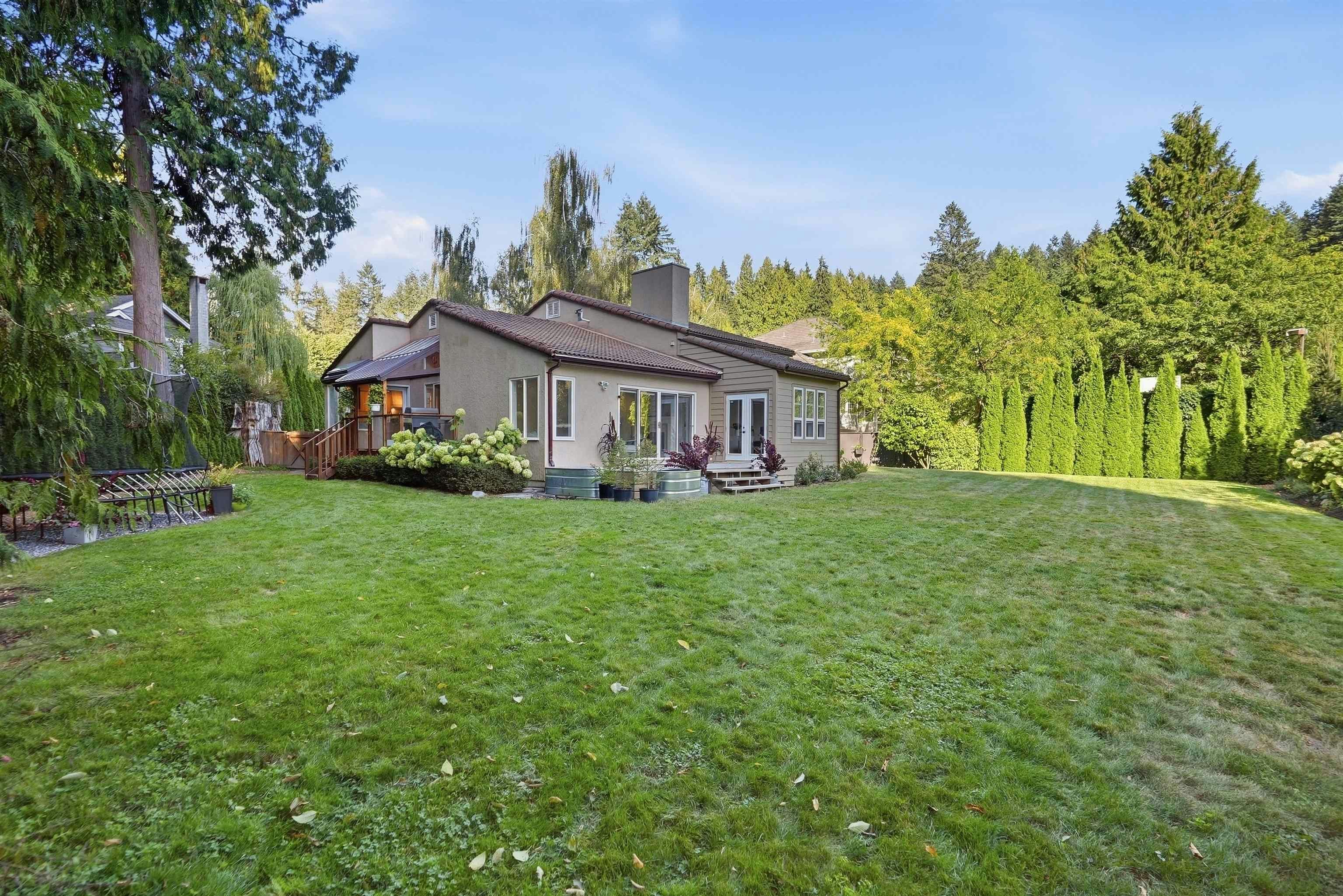 2207 Tanager Place, North Vancouver, BC, V7J 3R3