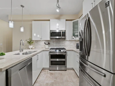 20376 86 Avenue - 3