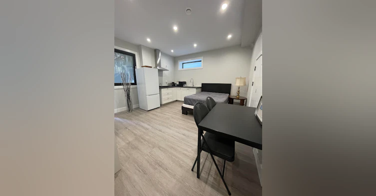 5561 Rugby Street, Burnaby, BC, V5H 1V7 - 2