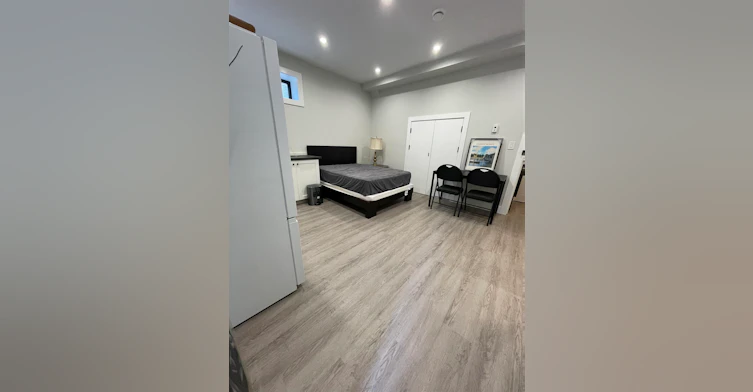 5561 Rugby Street, Burnaby, BC, V5H 1V7 - 4