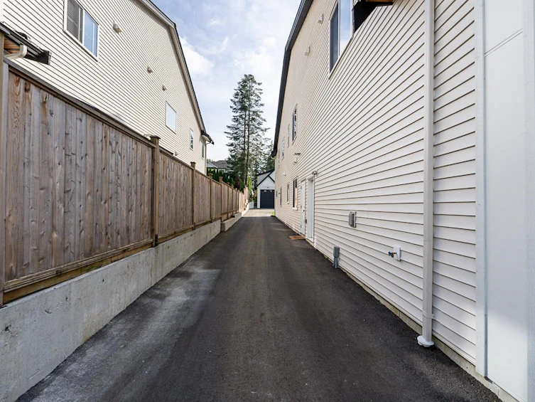 23762 Old Yale Road, Langley, BC, V2Z 2K4 - 36