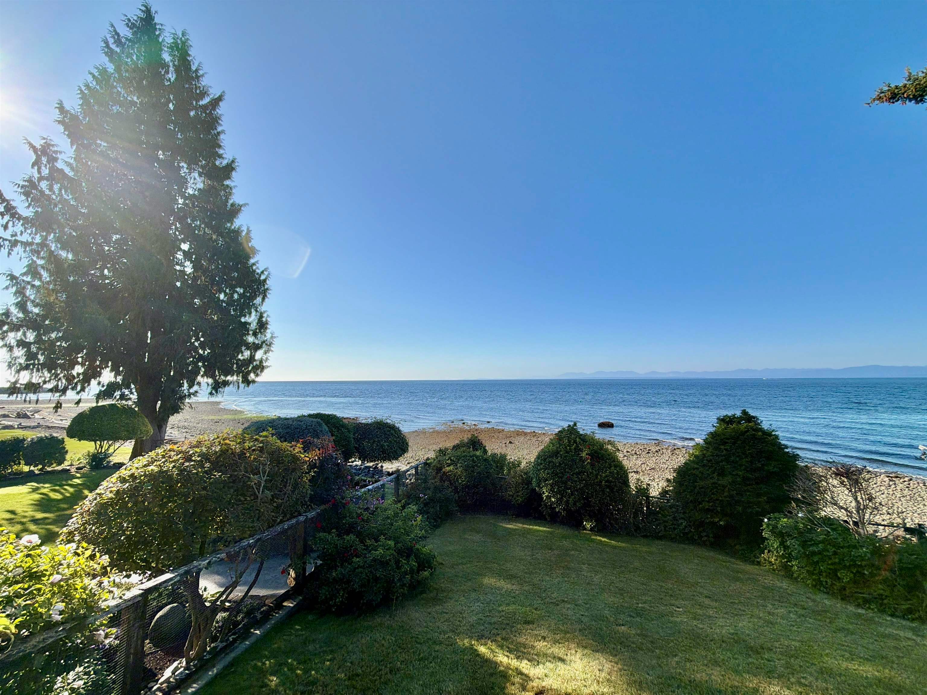3199 Beach Avenue, Roberts Creek, BC, V0N 2W0 - 35