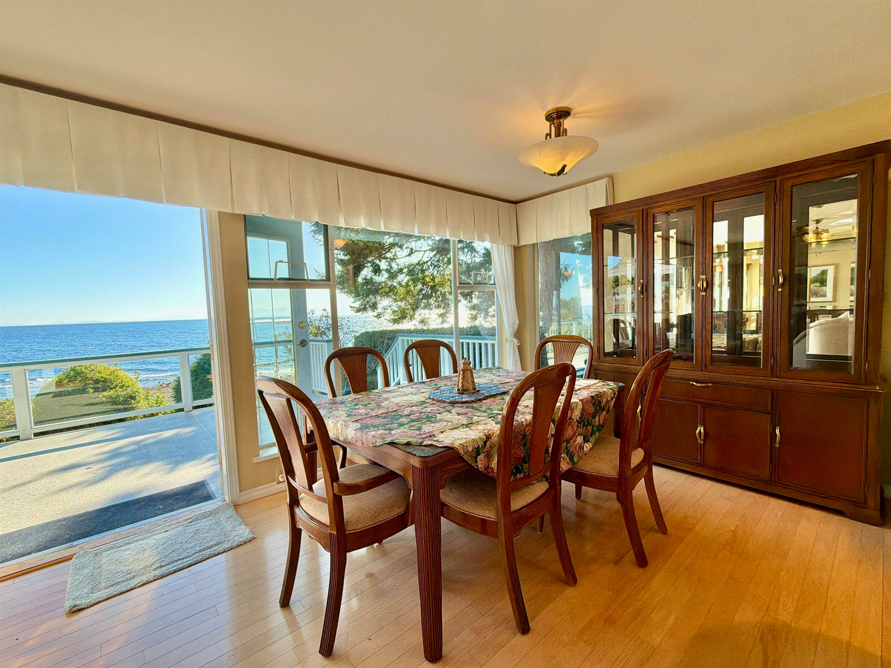 3199 Beach Avenue, Roberts Creek, BC, V0N 2W0 - 15