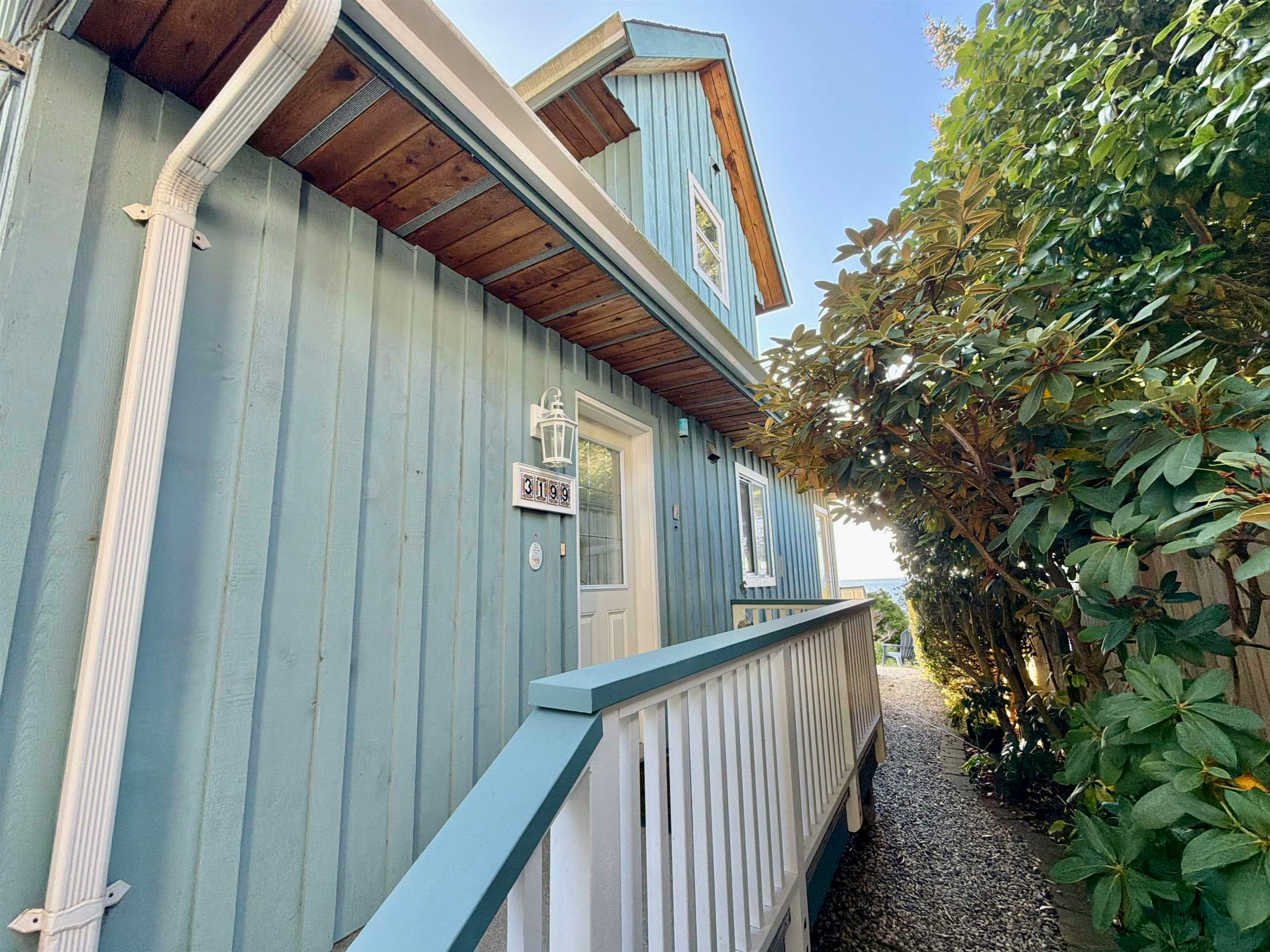 3199 Beach Avenue, Roberts Creek, BC, V0N 2W0 - 28