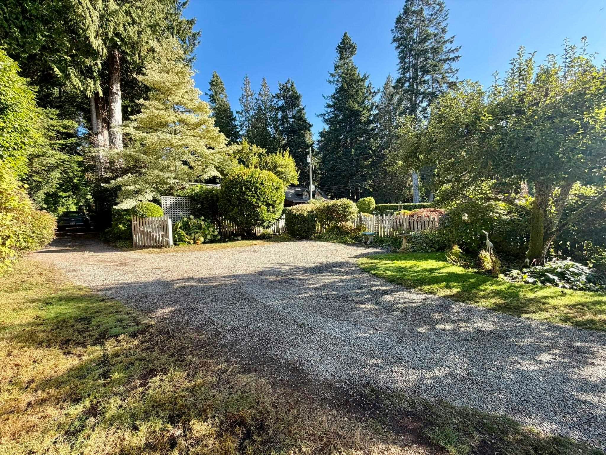 3199 Beach Avenue, Roberts Creek, BC, V0N 2W0 - 37
