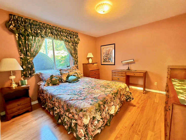 3199 Beach Avenue, Roberts Creek, BC, V0N 2W0 - 19