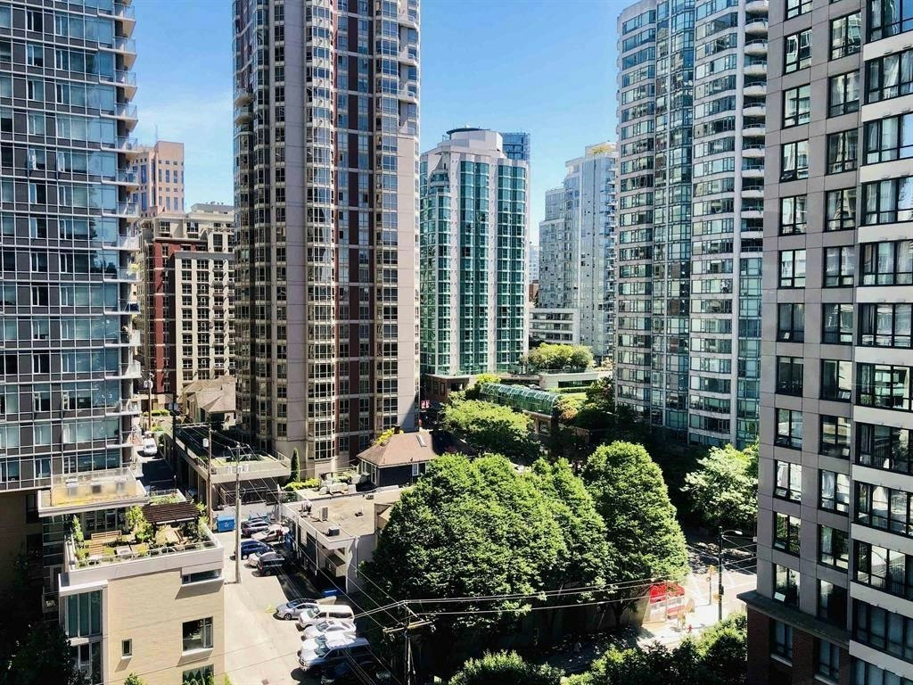 90X-928 Homer Street, Vancouver, BC, V6B 1T7 - 2