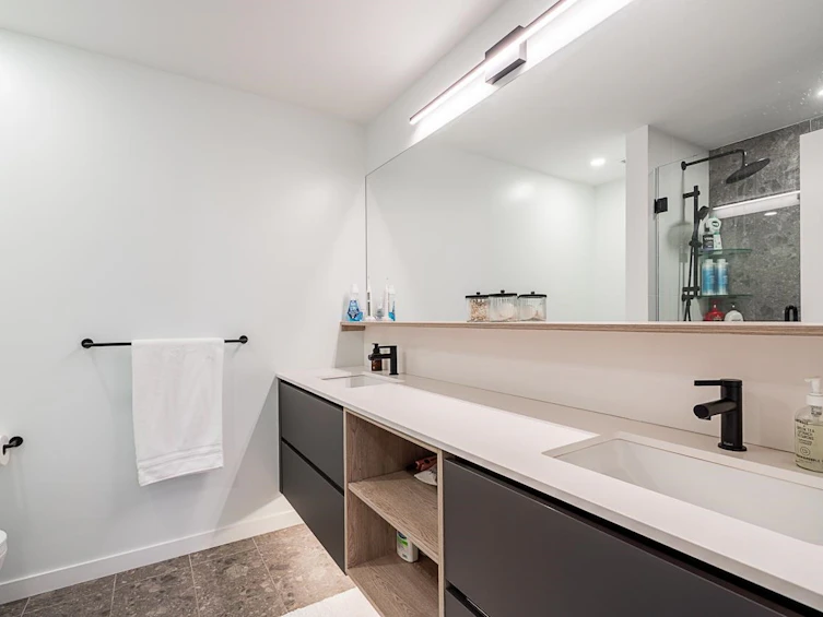 105-19577 65b Avenue, Surrey, BC, V4N 6Y3 - 23