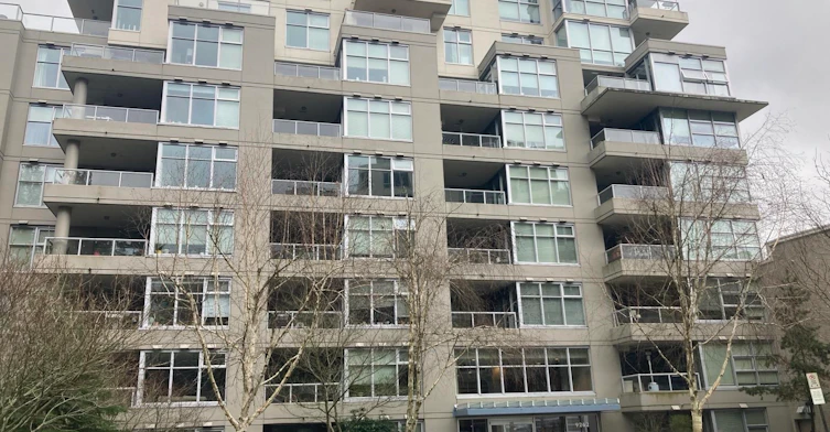 210-9262 University Crescent Crescent, Burnaby, BC, V5A 0A4 - 2