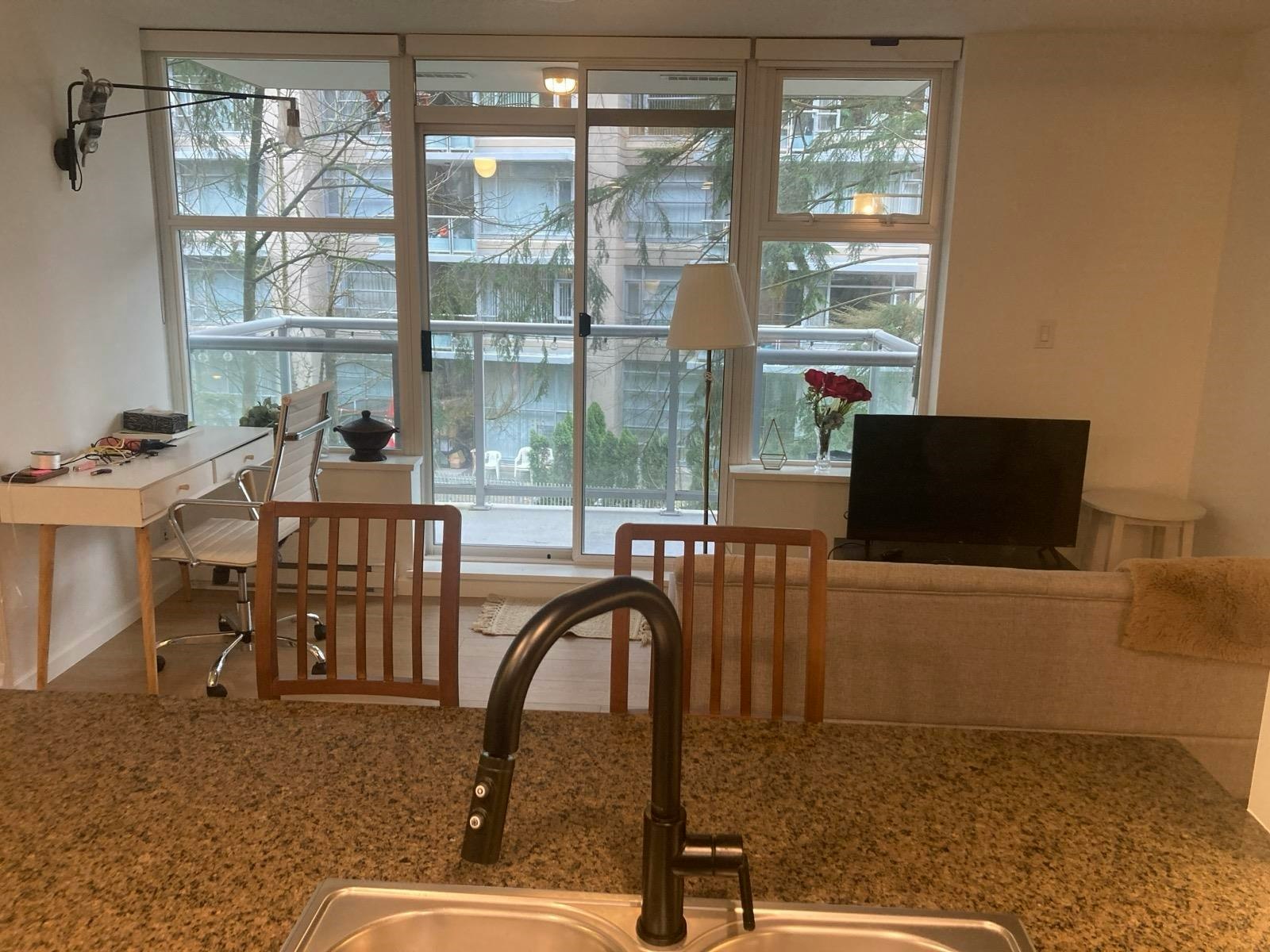 210-9262 University Crescent Crescent, Burnaby, BC, V5A 0A4 - 7