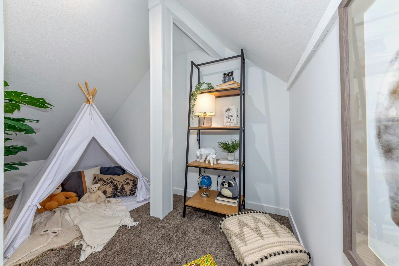2053 Garibaldi Way, Whistler, BC, V8E 0A6 - 21