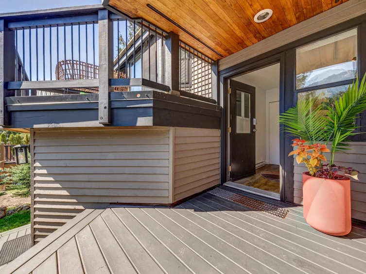 2053 Garibaldi Way, Whistler, BC, V8E 0A6 - 13