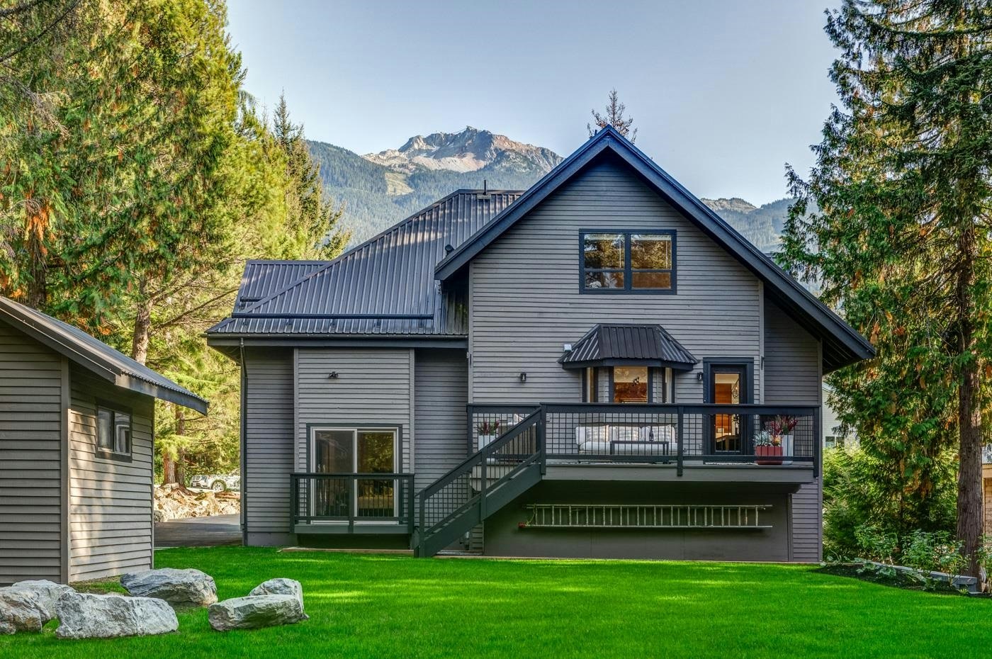2053 Garibaldi Way, Whistler, BC, V8E 0A6 - 10