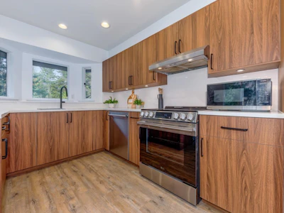 2053 Garibaldi Way - 3