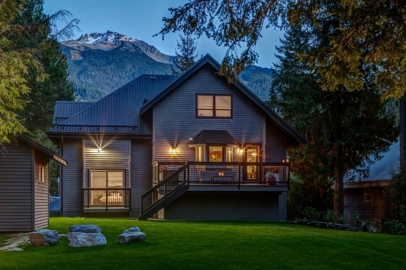 2053 Garibaldi Way, Whistler, BC, V8E 0A6 - 35