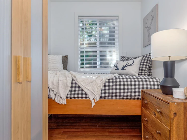 2053 Garibaldi Way, Whistler, BC, V8E 0A6 - 25