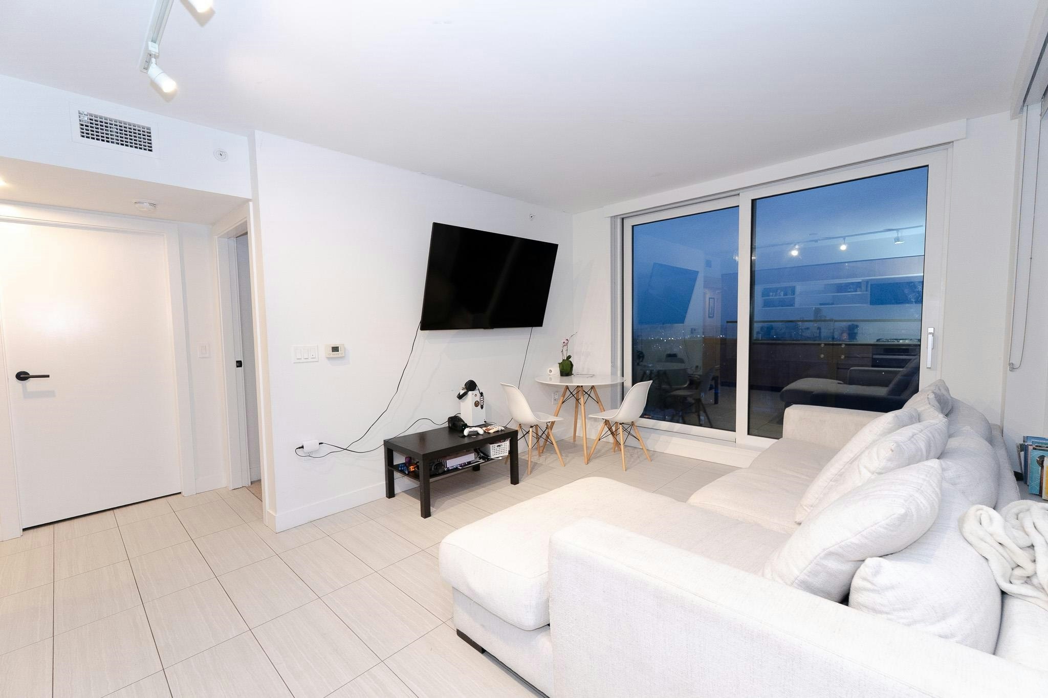 2103-5058 Joyce Street, Vancouver, BC, V5R 0J9 - 16