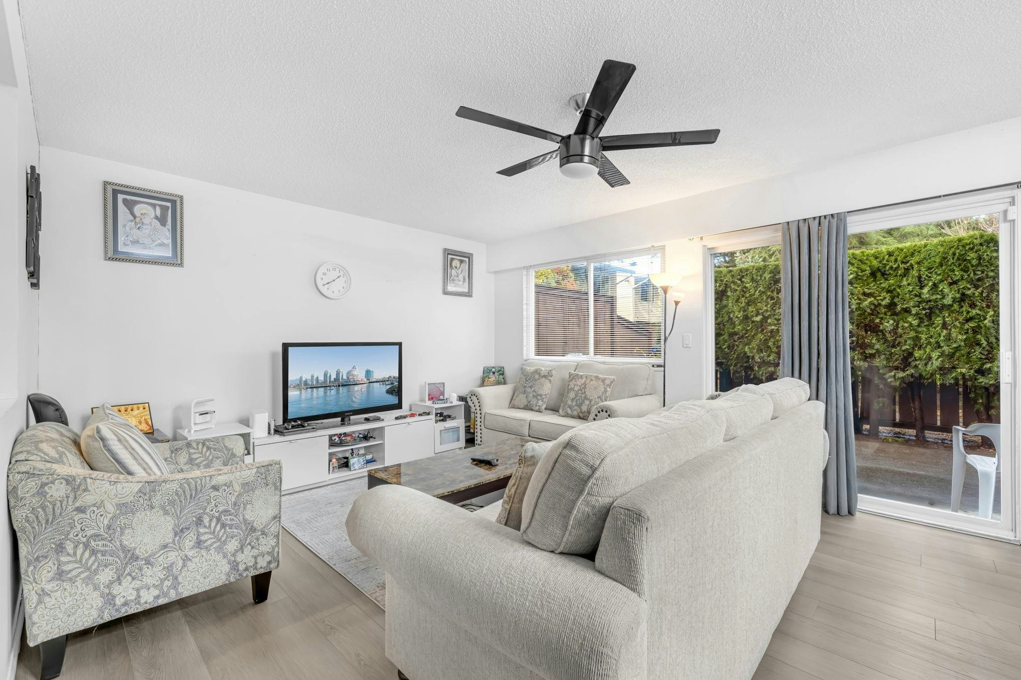 1-9400 122 Street, Surrey, BC, V3V 4L6