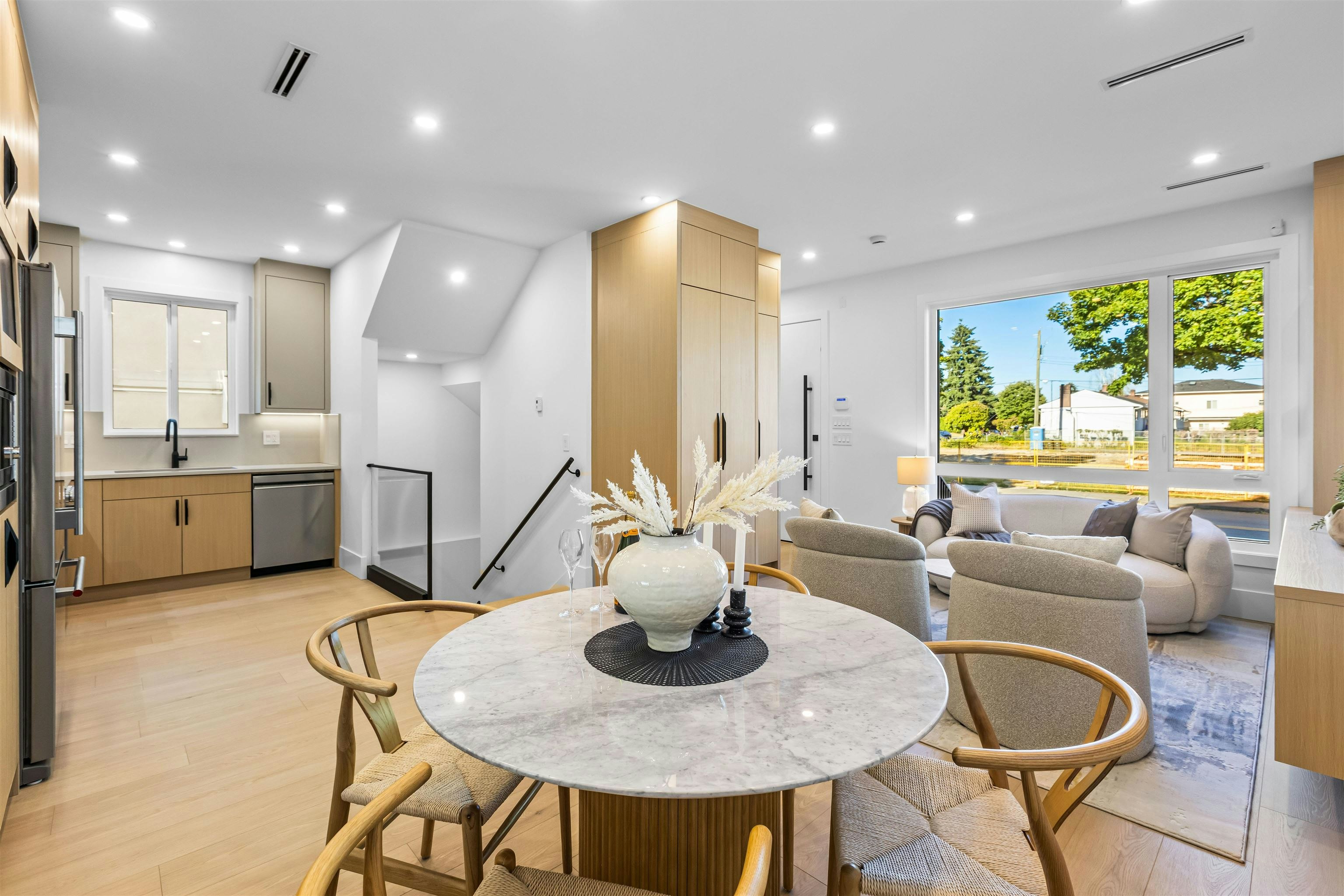 2-6831 Salisbury Avenue, Burnaby, BC, V5E 2Z4 - 6