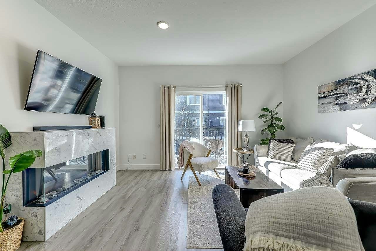 53-19572 Fraser Way