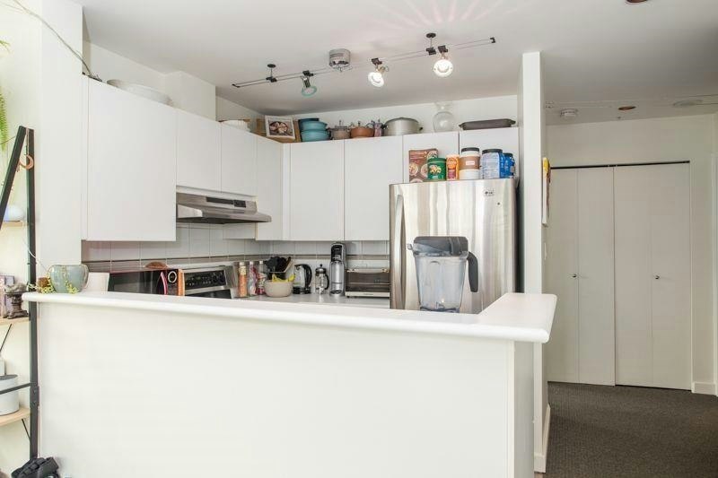 614-989 Nelson Street, Vancouver, BC, V6Z 3B6 - 10